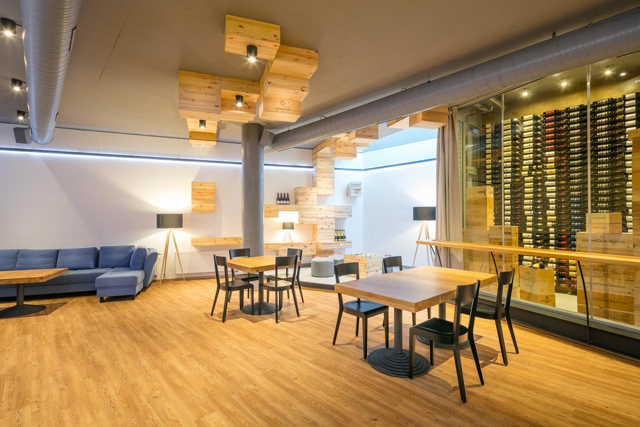 Hotel Ostrov Tisá Extérieur photo